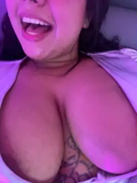 _camilaa: вебкам-шоу