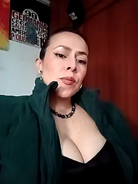 salomee's Live XXX Chat