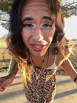 دردشة TranSexualJade95 الجنسية المباشرة