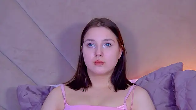 TinnaBurton's Live XXX Chat