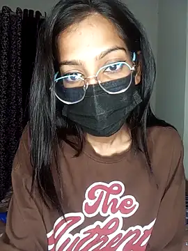 Chat +18 de shaily_ji2 ao vivo