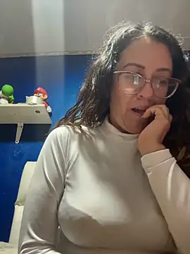 Chat +18 de miss_hanna07 ao vivo