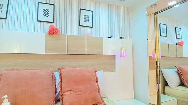 Kaoriabyss_ Adlı Modelin Canlı XXX Sohbeti