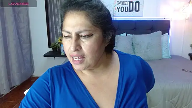 Keyla01_ élő XXX-chatje