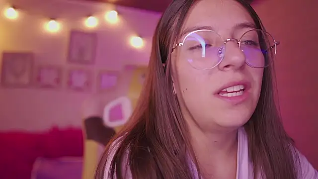 milly_kenner Live XXX-Chat