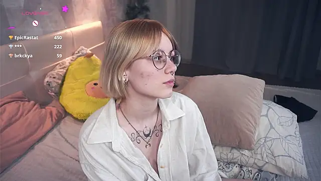 KellePourier: απευθείας συνομιλία ΧΧΧ