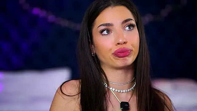 دردشة LalaRoze الجنسية المباشرة