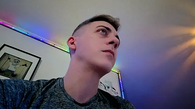 1Hugo1 现场XXX聊天