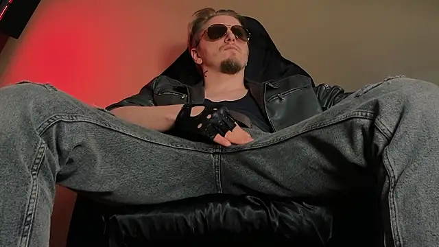 Vincent_Hardman's Live XXX Chat