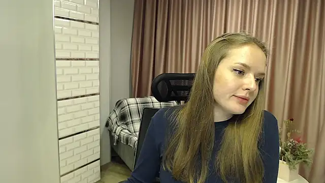 lunaaaaa23 即時 XXX 聊天