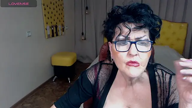 MasterLeila's Live XXX Chat