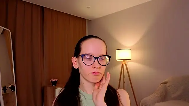 BettyBrowni élő XXX-chatje