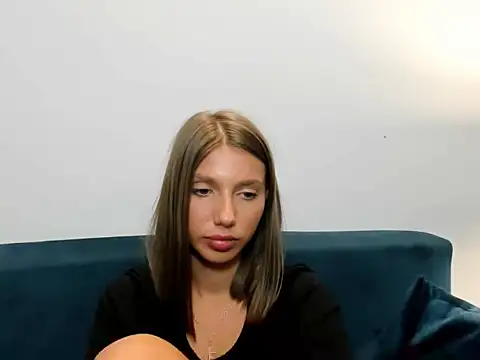 Chatroom XXX en direct de EmmaGorgeous