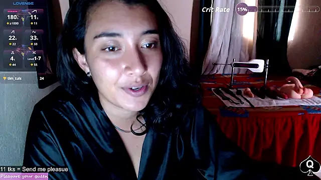 Robin_H00t_2 élő XXX-chatje