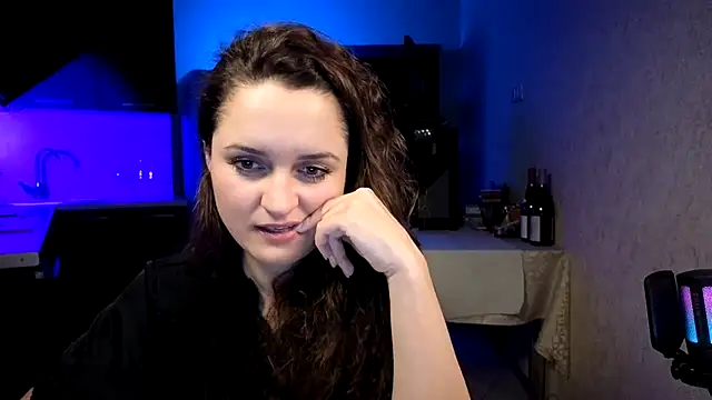 Chat +18 de Cerann1 ao vivo