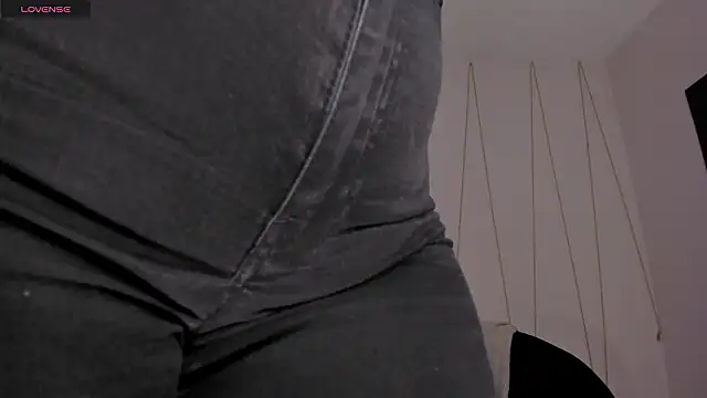 SunnyRivers Adlı Modelin Canlı XXX Sohbeti