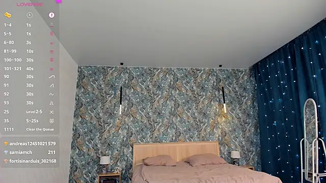 OdellaFrake Chat XXX in diretta