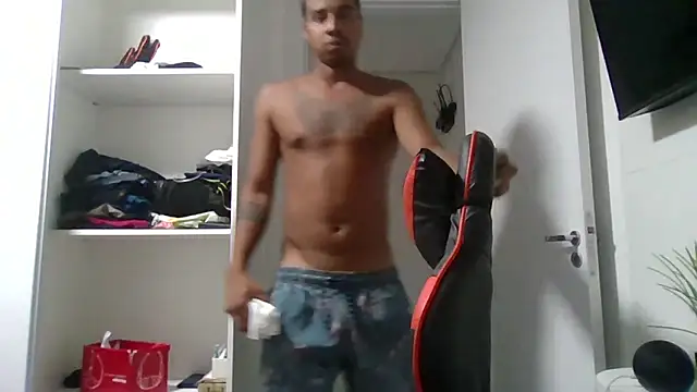 Živý XXX chat JUNINHOLEKEJR