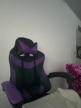 Lovelipsbig's Live XXX Chat