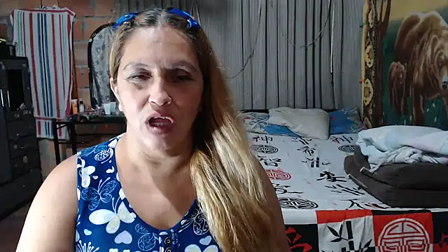 mom_son_dirty Chat XXX live