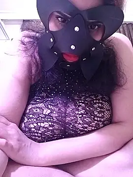 nazii010のライブXXXチャット