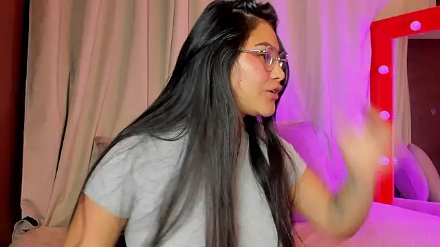 แชท XXX สดของ Little_Ivy