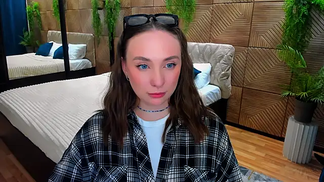 TrueReincarnation 现场XXX聊天