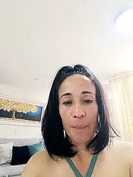 Coeur_de_luxure: διαδικτυακό σόου στην κάμερα