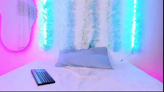 AlternativeeのライブXXXチャット