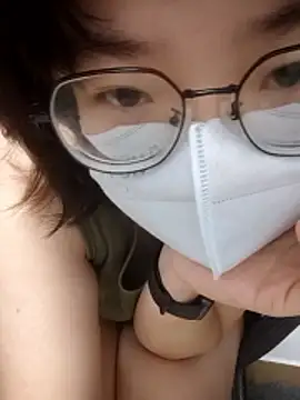 miniiceyya 现场XXX聊天