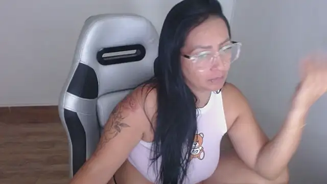 isabellaobregon2 élő XXX-chatje