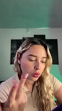 Irisweet_ Live XXX Chat