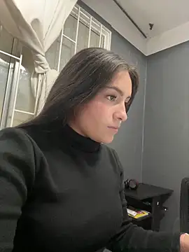 Czat XXX na żywo – Alyha_Cortes