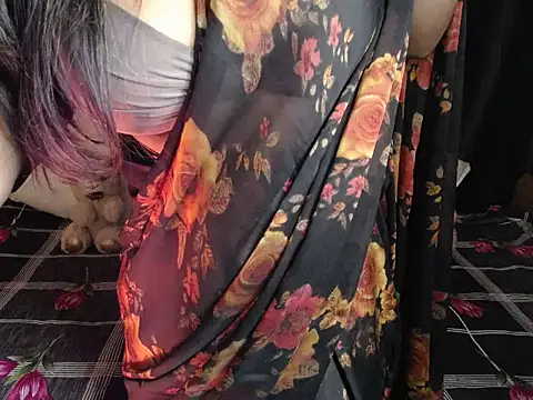 Naughtyy_stripgirl Live XXX-chat