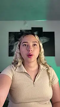 Czat XXX na żywo – Irisweet_