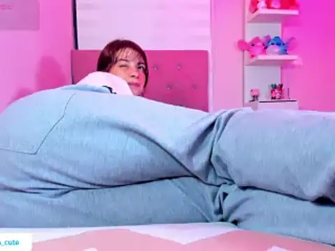 Czat XXX na żywo – Vannessa__Shy