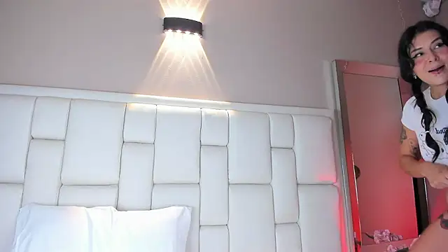 دردشة JessyEvans الجنسية المباشرة