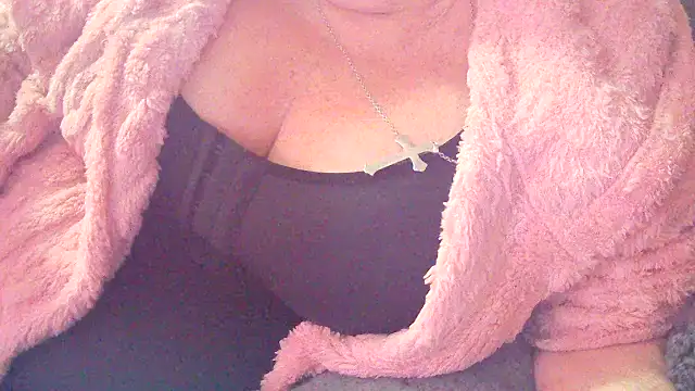 عرض كام Playful_MILF_Demi