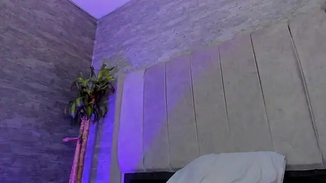 Elbombondelcircuit webcam show