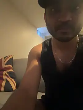 DaggerTie webkamerás műsora