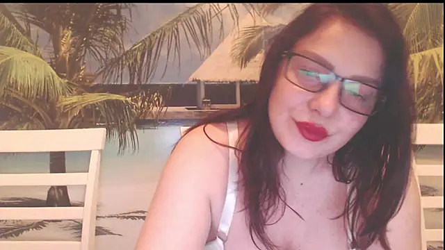 Queen__Natasha Chat XXX in diretta