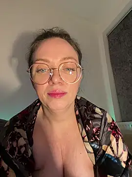 Czat XXX na żywo – FemDom_RubyKnightXXO