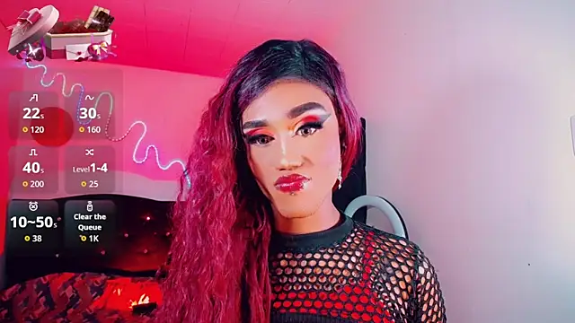 Kendall_hornyy élő XXX-chatje