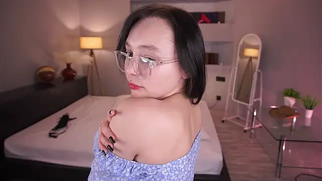 HannaHayles live XXX chat