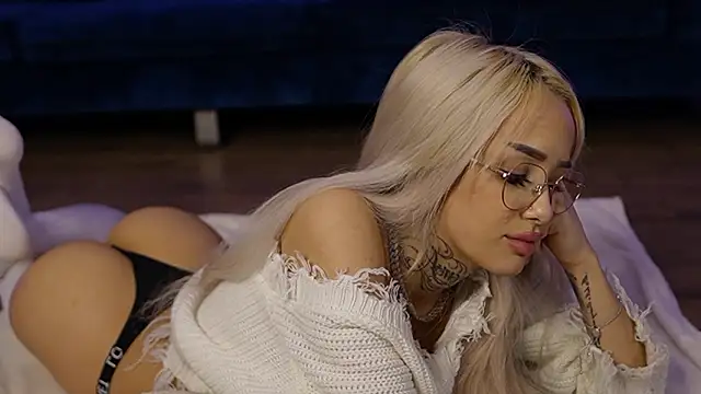 XXX chat uživo modela blondie_muller