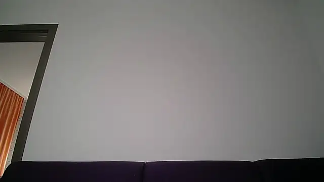 Julianna68 élő XXX-chatje