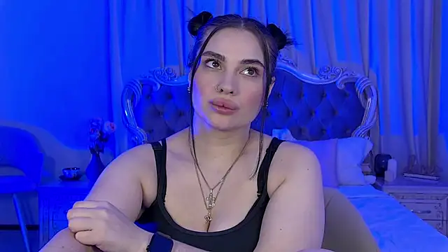 AdrianaTorres: онлайн-секс-чат