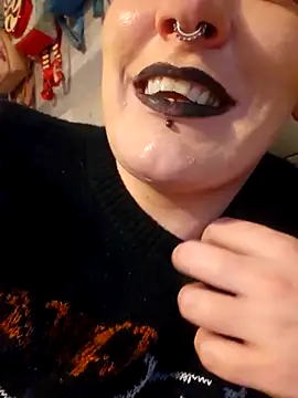 PinkTheHawk Live XXX-chat