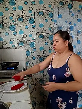 XXLorie_02 élő XXX-chatje