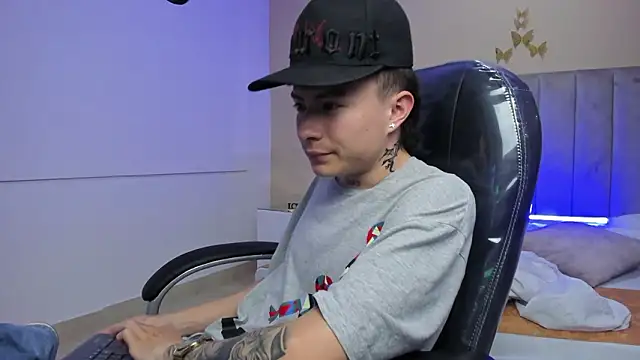 Nascary_Foxのウェブカメラショー